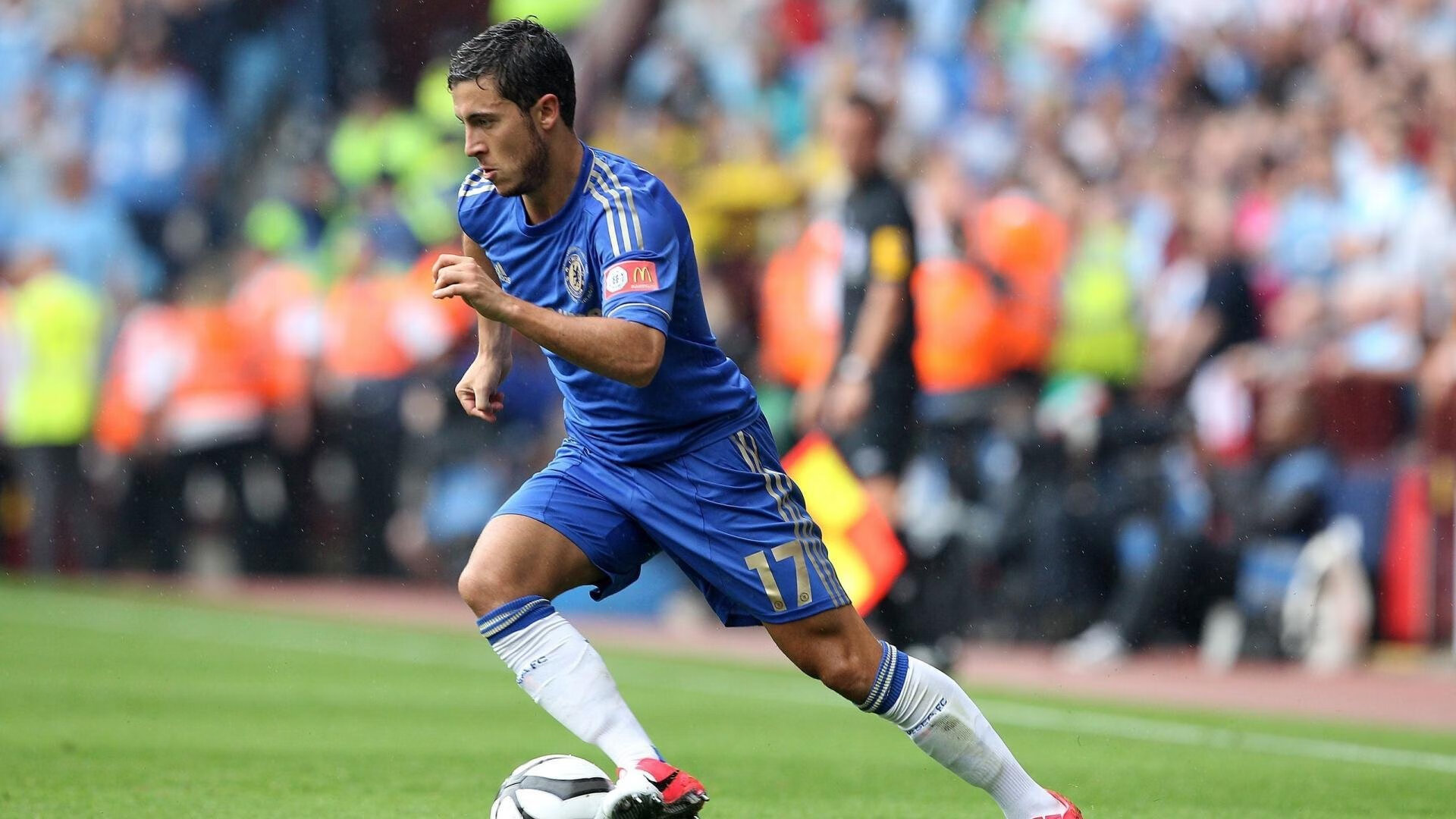 切尔西中场核心表现完美，主帅盛赞执行力，切尔西的本土球星中场核心