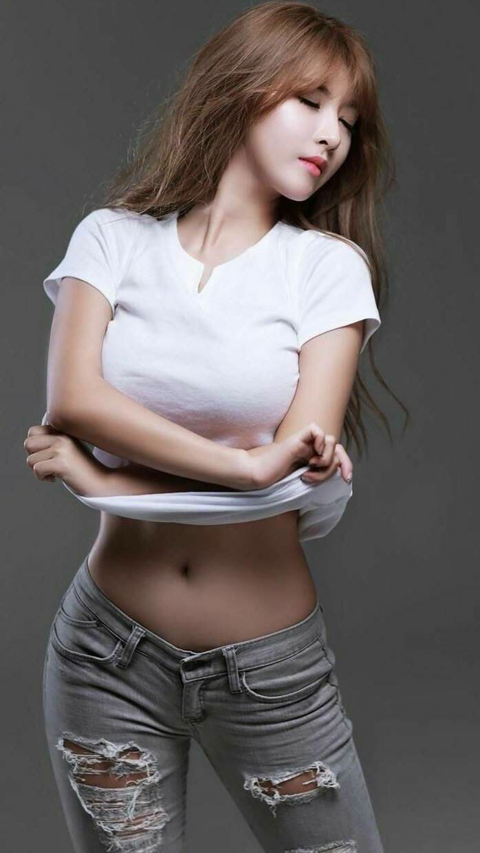 开云体育入口-西甲“领跑者大比拼”：皇马vs巴萨，荣誉之战谁更强？
